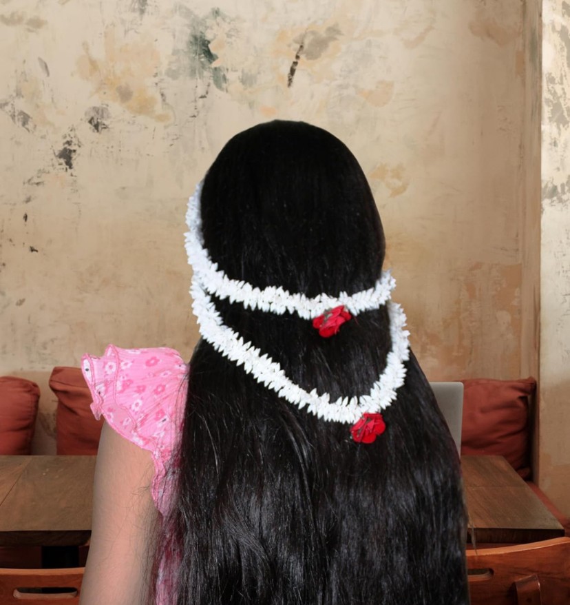 Traditional Indian Hair accessories Small White Gajra with rose