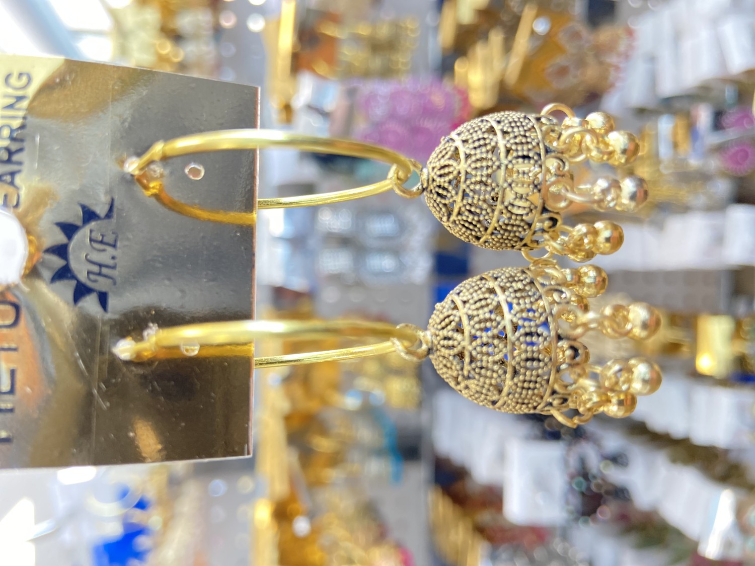 Ethnic/western fashionable earring for ladies