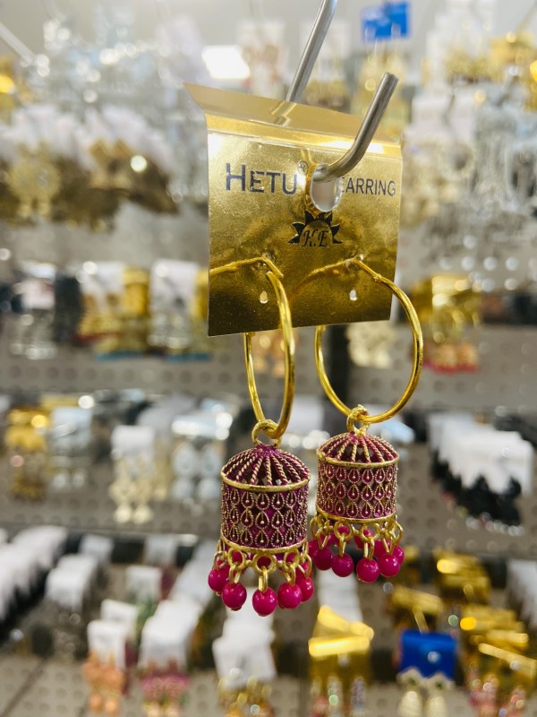 Ethnic/western fashionable earring for ladies